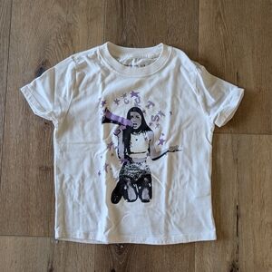 abercrombie kids Sz 5/6 White Graphic Tee "GUTS"